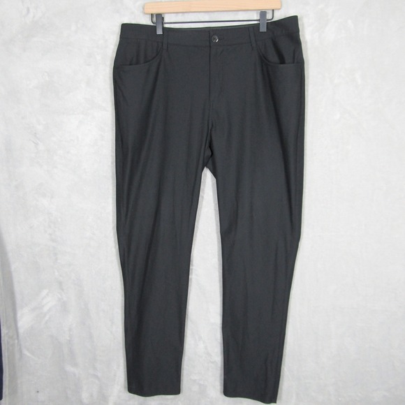 Vuori Pants Size 36 Men's Black Meta Performance Casual Athletic Travel